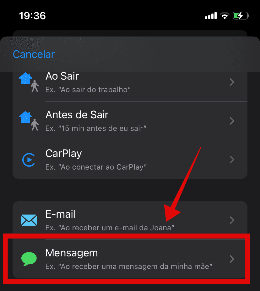 Lista de gatilhos do Atalhos com a opção Mensagem destacada.